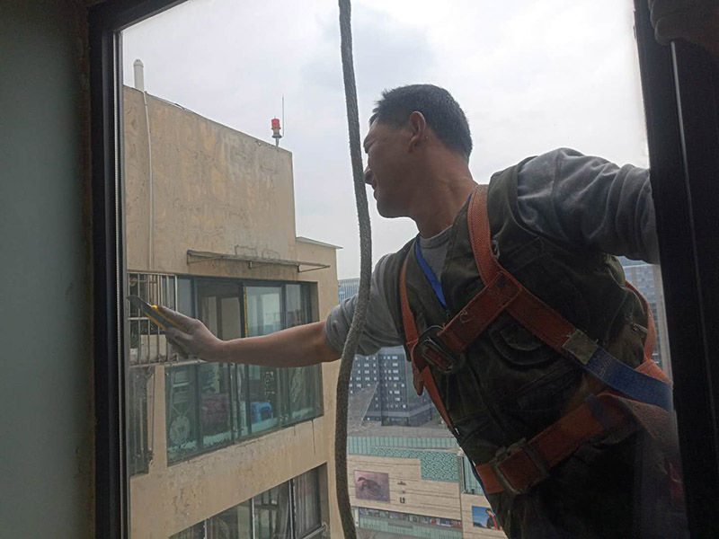 需要維修門窗哪家鄭州維修公司，鄭州門窗壞了找哪里維修好