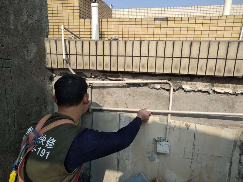 鄭州房屋維修哪家專業(yè)又好用，鄭州鋪地磚工錢多少錢一平方