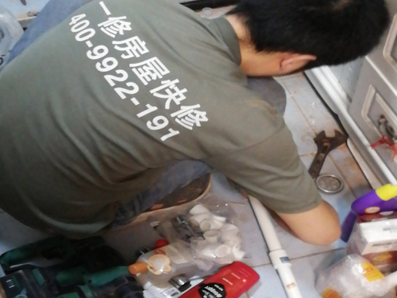 家里暗管漏水維修本身不難，難點在于如何精準(zhǔn)找到漏點