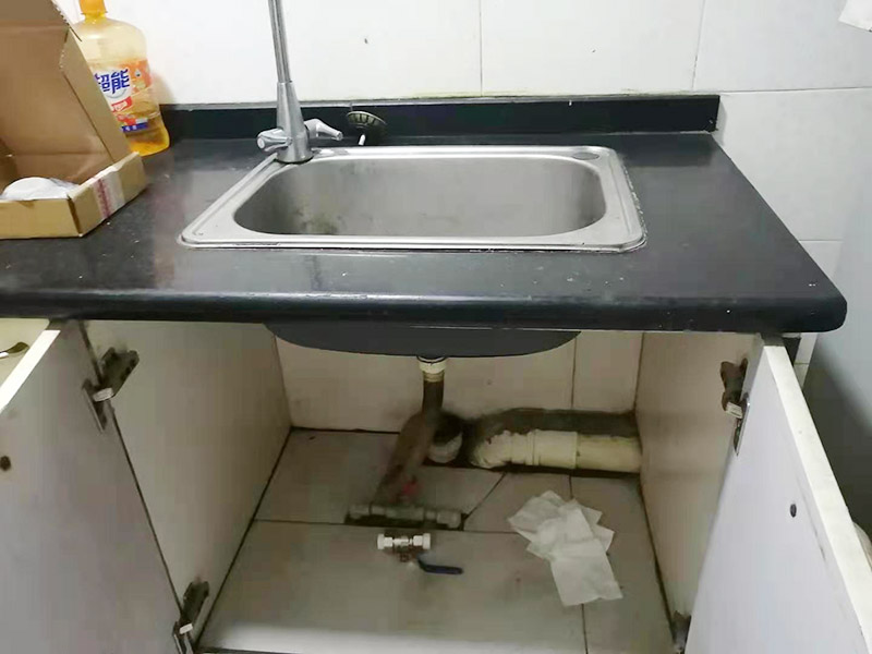 安裝燈具的師傅電話，吊燈、客廳燈和壁燈分別有什么安裝不同之處