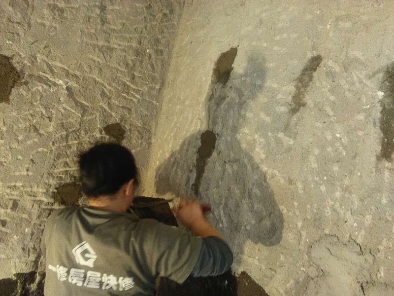 南京防水堵漏不敲瓷磚怎么補(bǔ)，南京防水堵漏如何自查