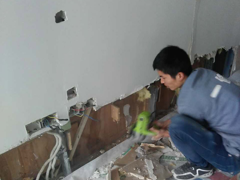 無錫防水堵漏不敲瓷磚怎么補(bǔ)，無錫防水堵漏如何自查