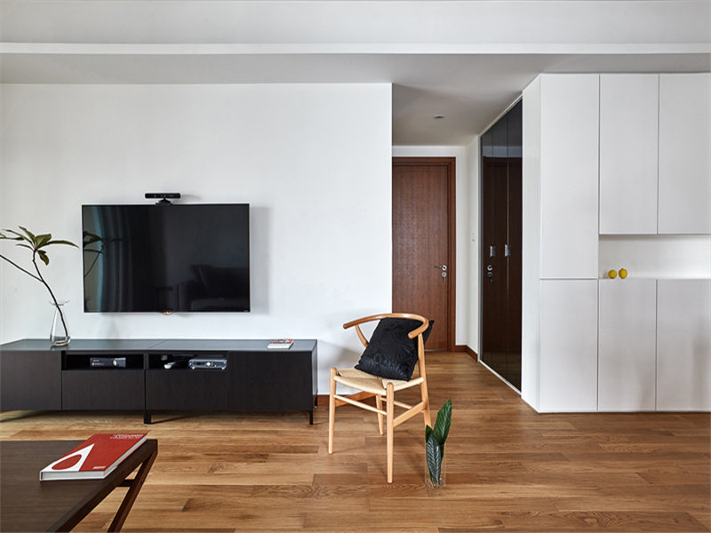 德陽裝飾墻定制施工中，是刷漆好還是貼壁紙好