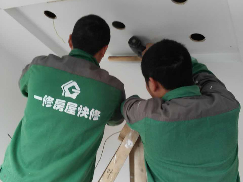 兩室一廳清水房裝修,兩室一廳的房子要裝修，應(yīng)該怎么裝修啊