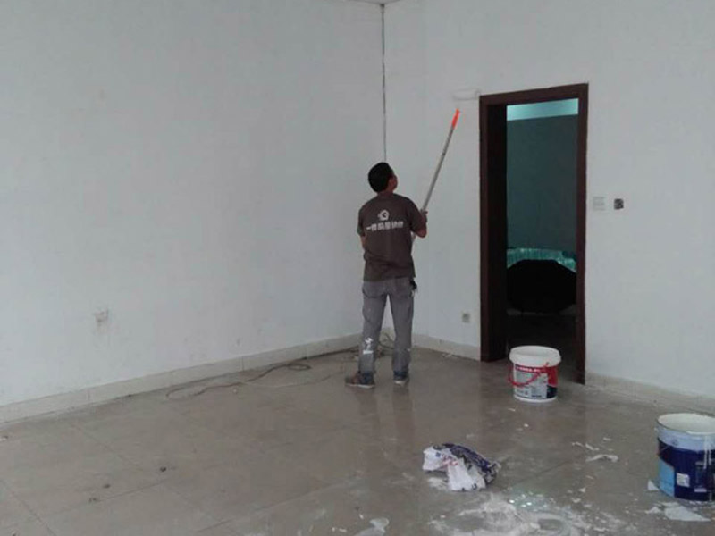 合肥粉刷墻壁要注意什么，合肥粉刷墻壁后又起皮發(fā)霉開裂怎么辦