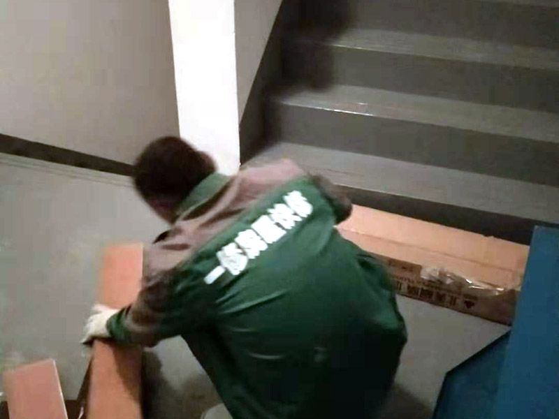 武漢屋面滲水怎么維修才不漏，武漢屋面處理滲水哪家公司好