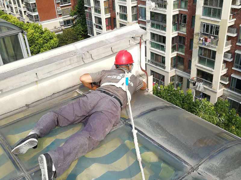 成都防水工人怎么找，靠譜的防水工人必須具備這幾個(gè)條件
