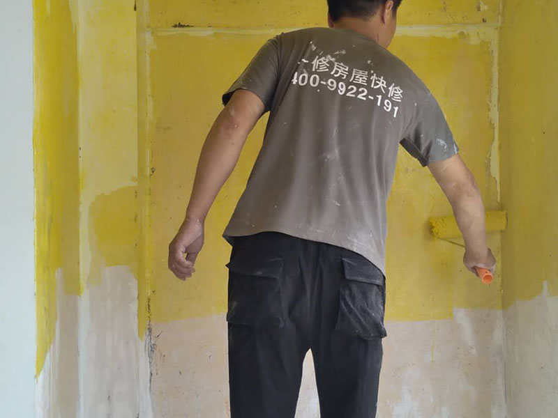 上海業(yè)主想省錢(qián)大白墻直接刷墻漆，不知道這樣行不行