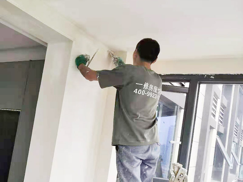 二手房翻新裝修中，重慶裝修公司告訴你應該如何正確選擇乳膠漆