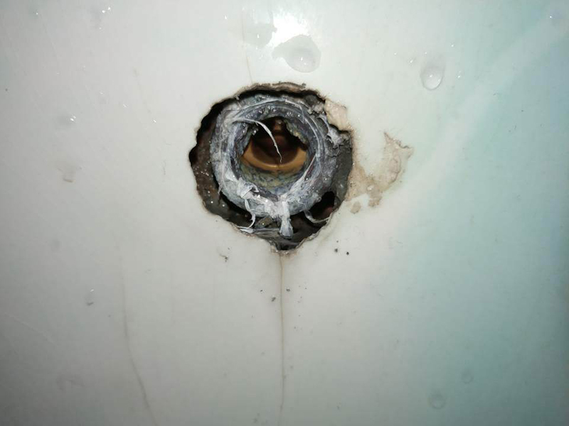 不知道三角閥斷在水管里怎么辦，不要緊，斷絲取出器來(lái)幫你