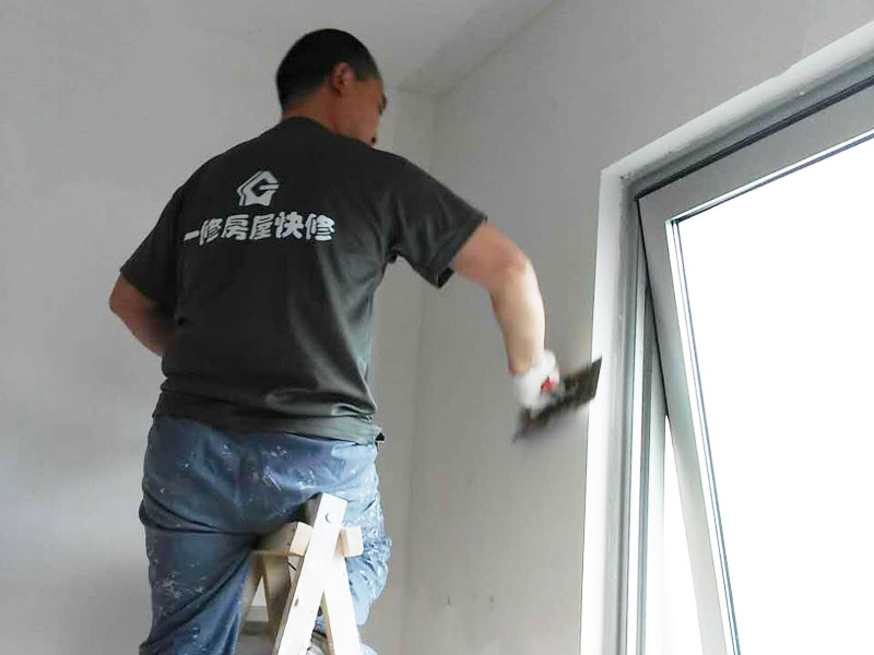 墻面滲水維修知識盤點，刷漆時施工不當