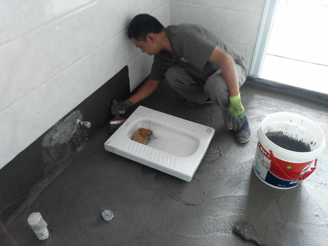 一修洗手間改造、電視墻裝修、外墻保溫