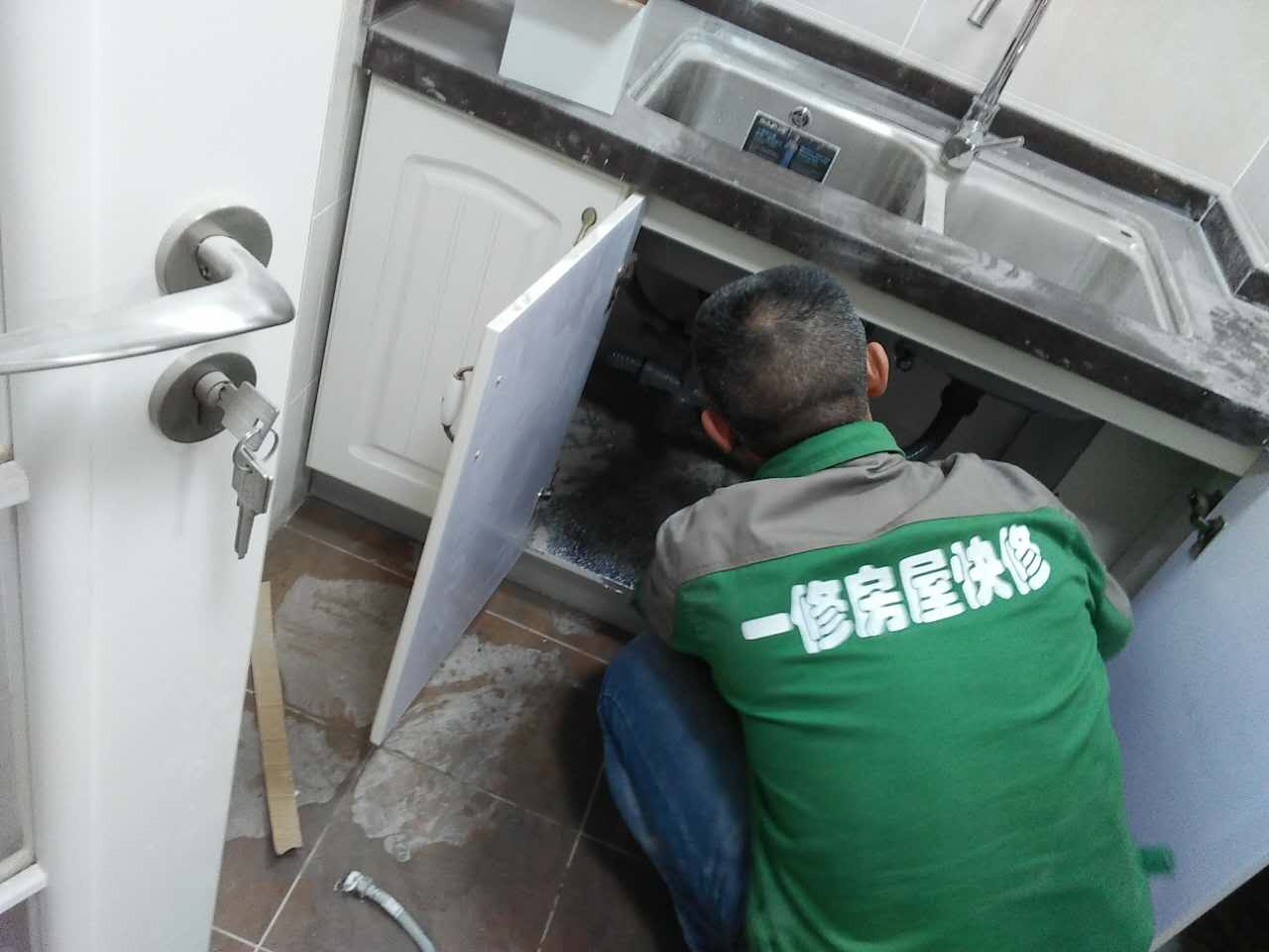 廚房櫥柜安裝怎么做？老師傅告訴你櫥柜