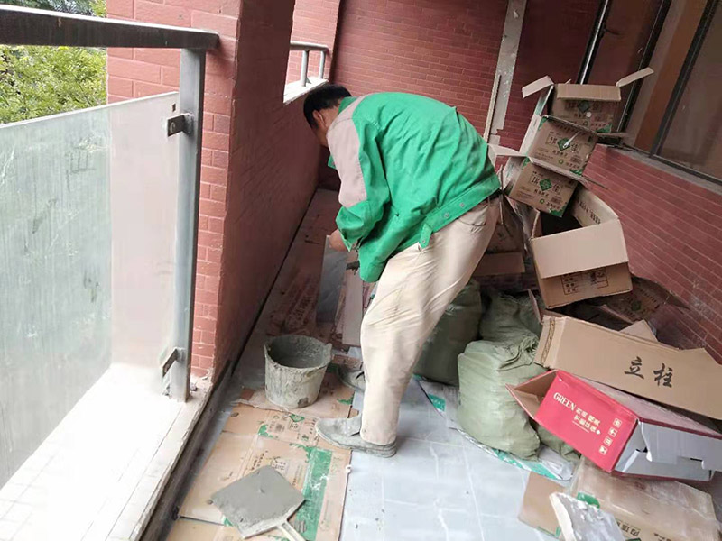 砧瓷磚包工包料多少錢一平方，砧瓷磚需