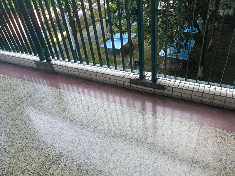 生活陽臺地面漏水危害，全新的防水地面