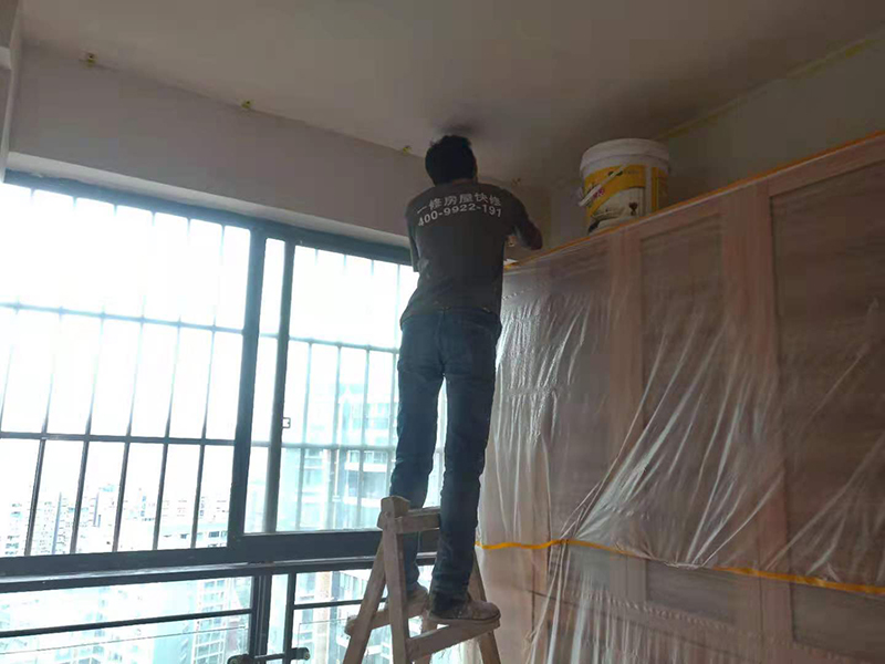 北京老房子客廳翻新大概會(huì)花多少錢？