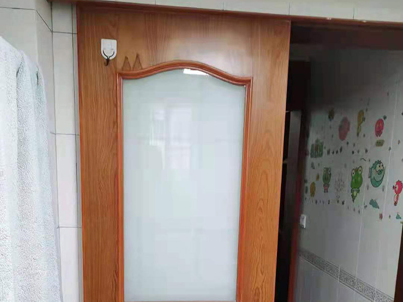 昆山衛(wèi)生間安裝什么門比較好？