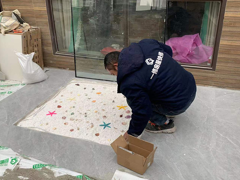 南充過(guò)道安裝筒燈還是射燈？