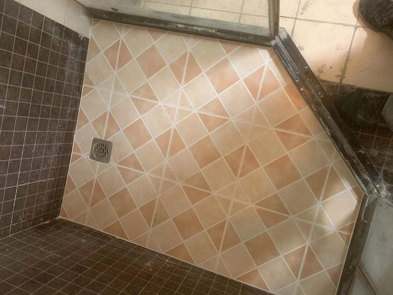 衛(wèi)生間地磚縫隙漏水怎么辦？