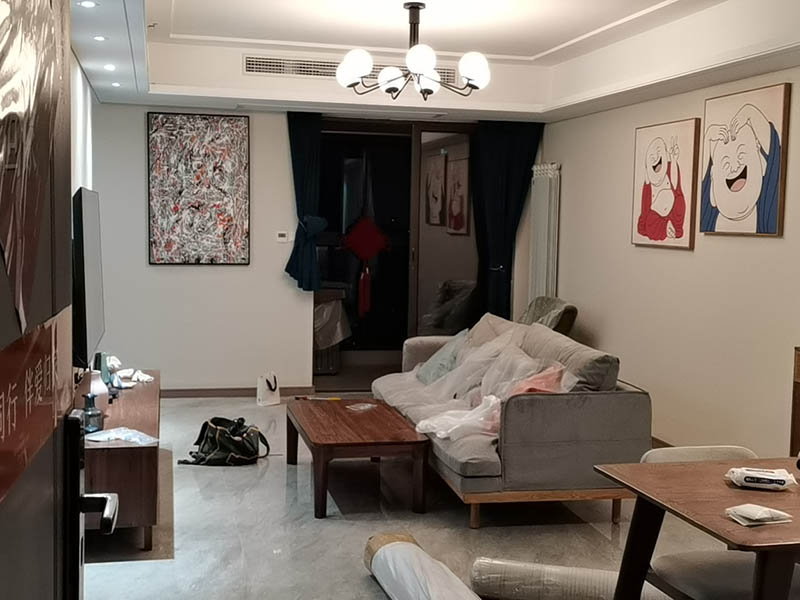 閣樓是什么？城市內(nèi)的小區(qū)屋頂能裝修閣