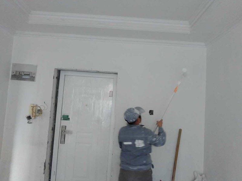 墻面補(bǔ)灰、滾漆