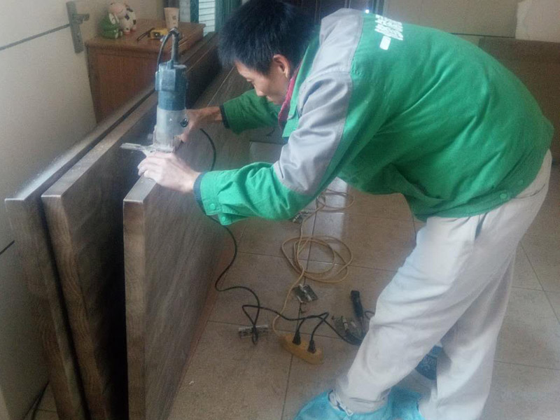 門和書(shū)架安裝